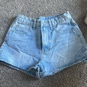 Light wash Jean Shorts